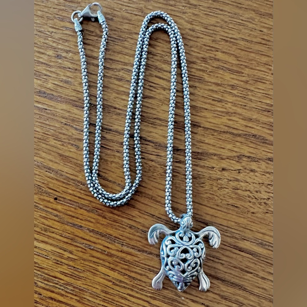 Sterling Silver 925 Turtle Pendant Necklace with 18” 925 Chain